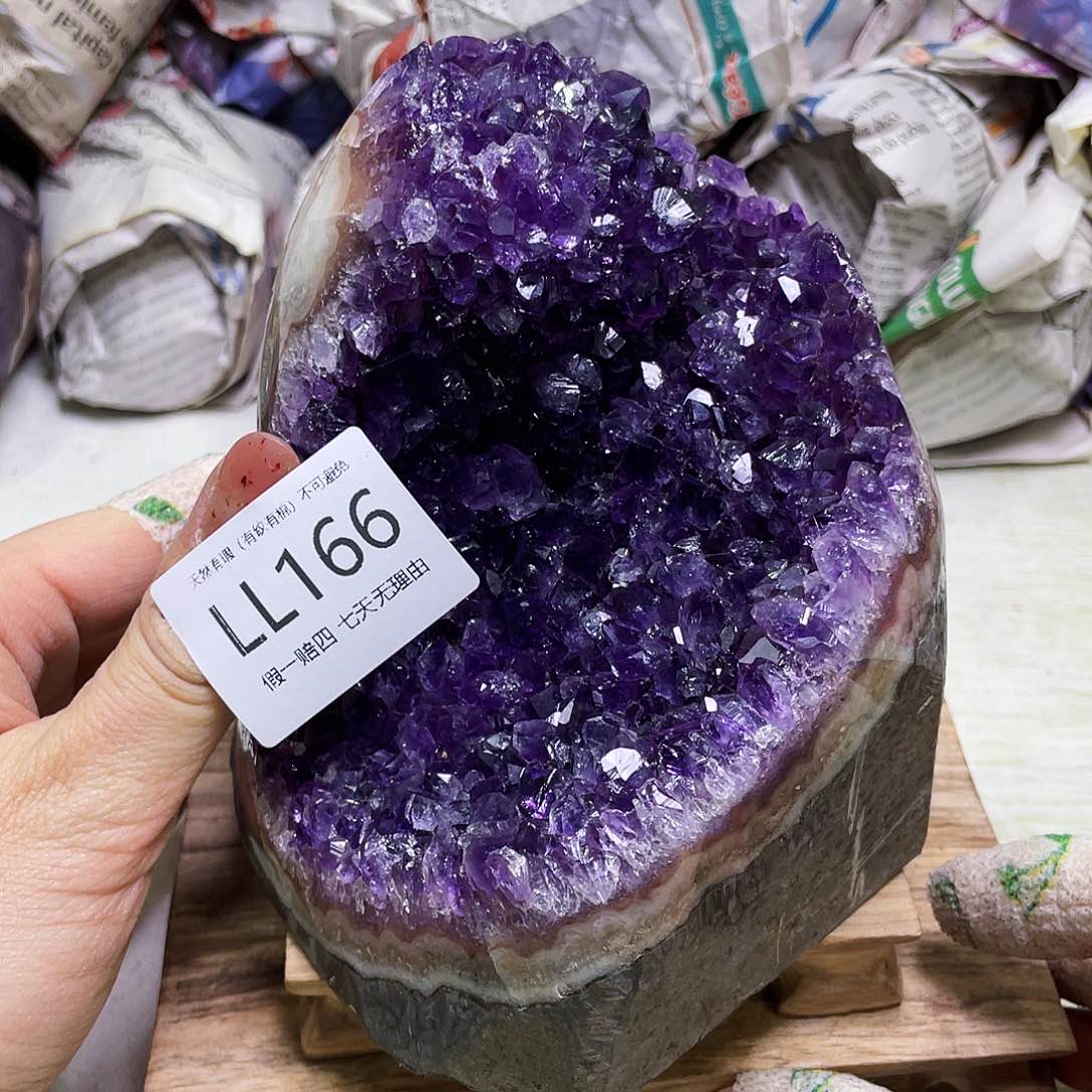 水晶摆件未镶嵌摆件