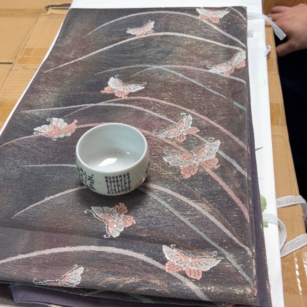 【闪购商品】呜****叽陶瓷马克杯带盖勺