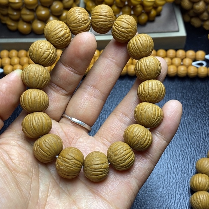 猴头核桃手串猴头草