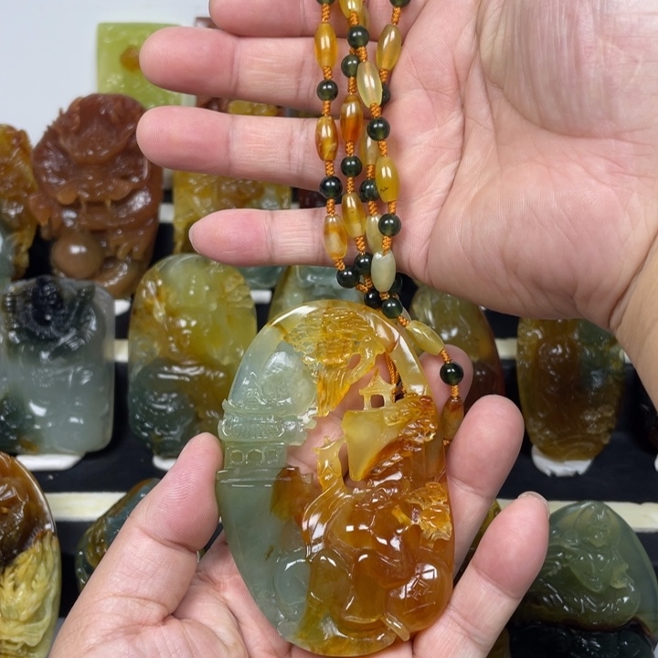 蛇纹石玉吊坠未镶嵌