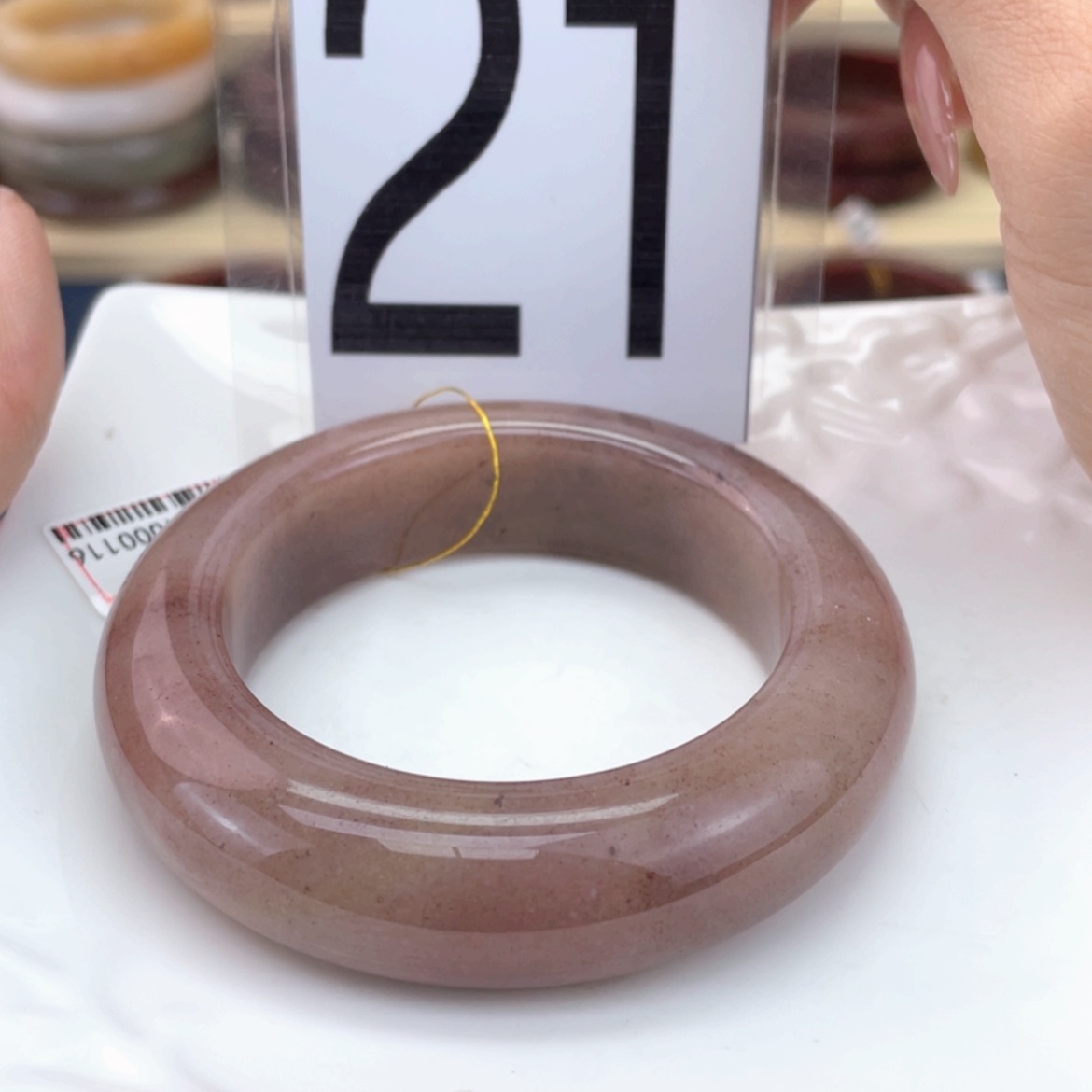 【闪购商品】石英质玉手镯未镶嵌