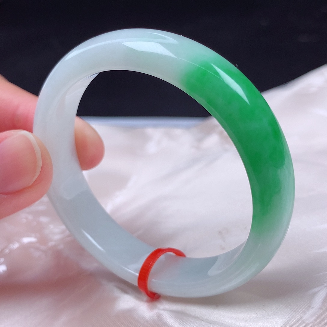 翡翠未镶嵌手镯50圈p0501