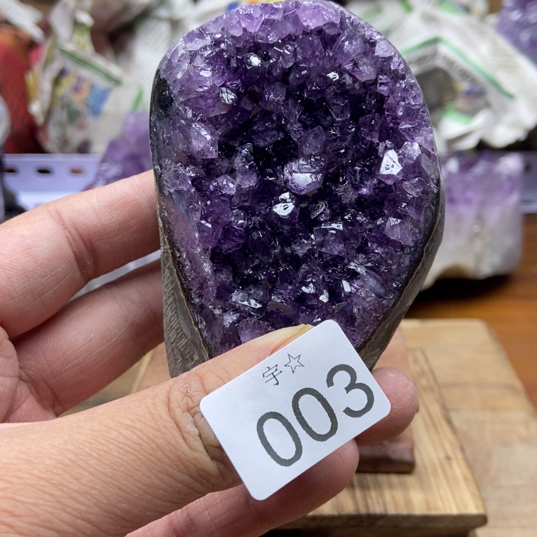 紫晶大型摆件（非配饰）未镶嵌