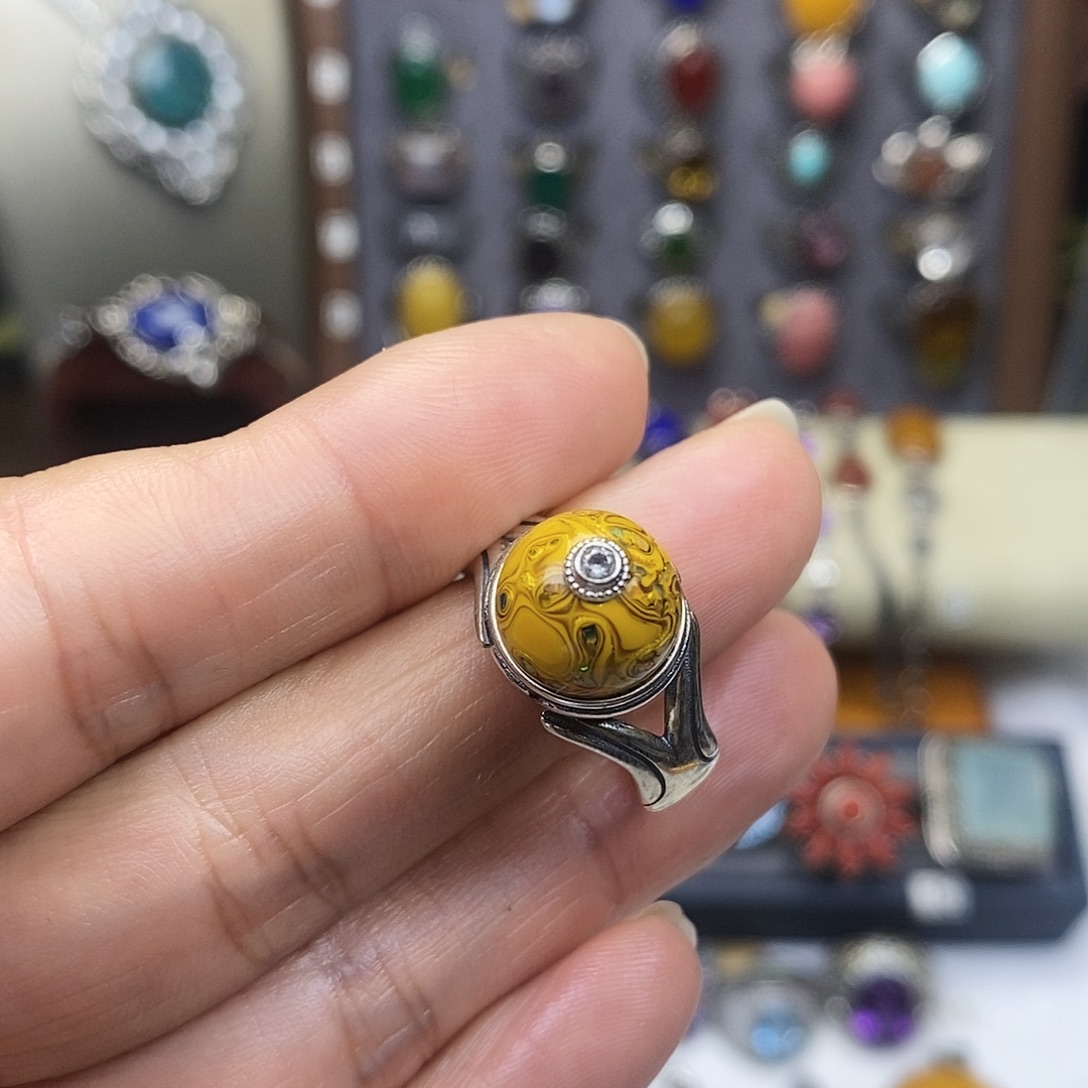 p***o925银仿水晶黄色戒指