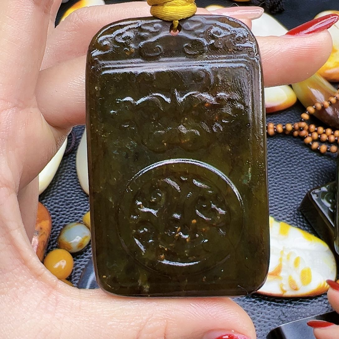 和田玉挂件未镶嵌