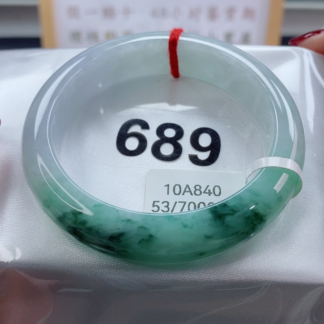 翡翠手镯未镶嵌天然A货翡翠手镯