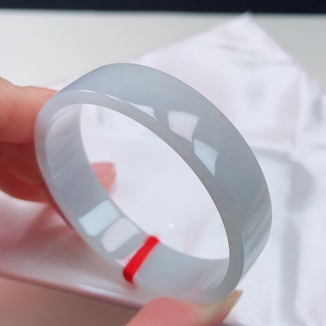 翡翠手镯未镶嵌51公主镯