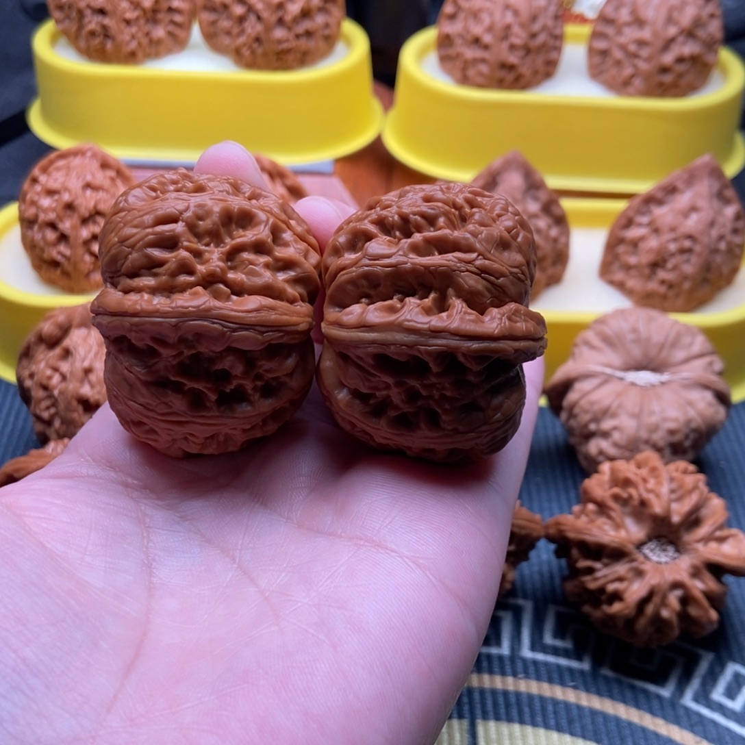 文玩核桃吊坠平谷元宝