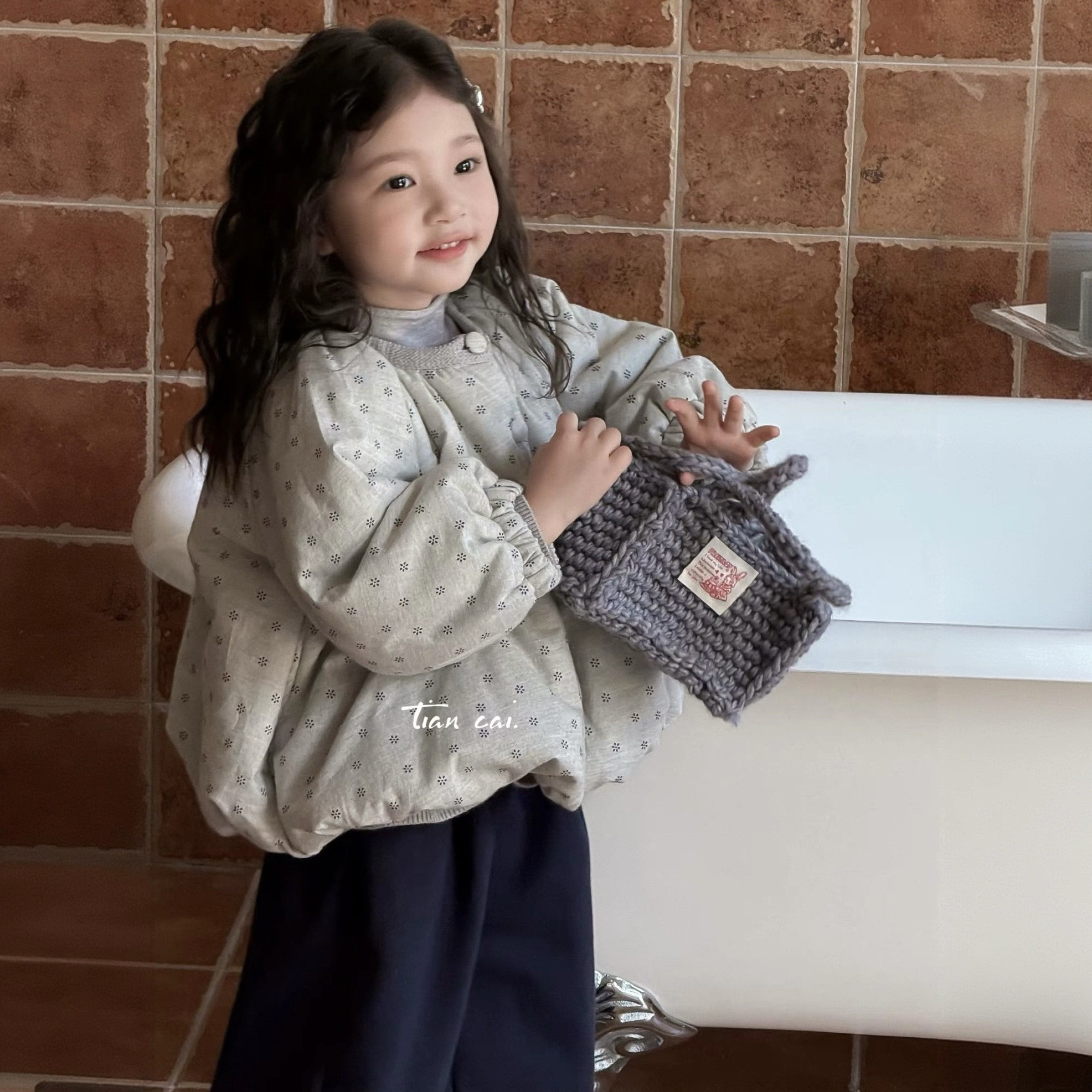 现货速拍！女童2025新款洋气超好看森系冬装女孩棉服