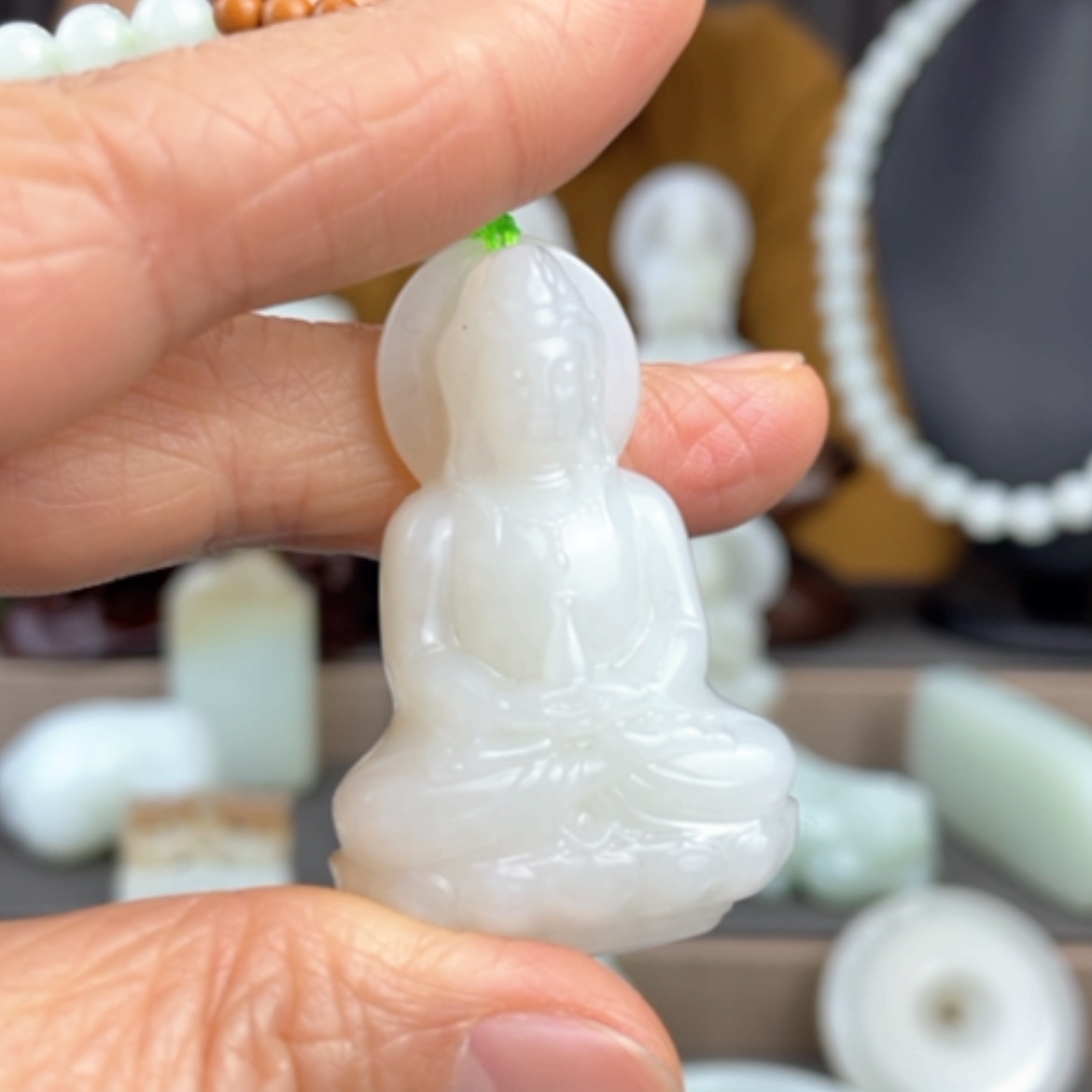 【闪购商品】颈饰未镶嵌和田玉