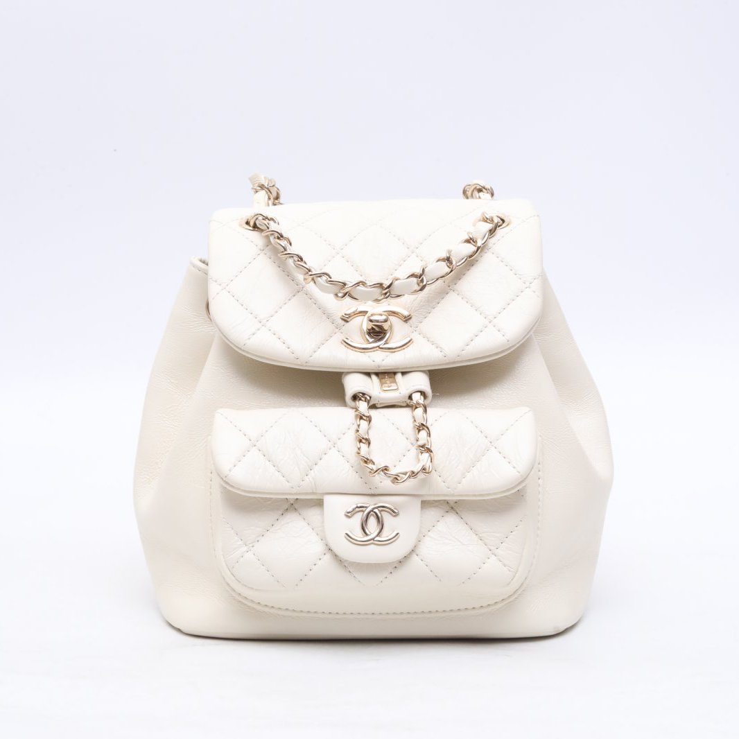 95新 Chanel/香奈儿 黑黑精选Duma 抽绳口盖双肩包 小号 芯片