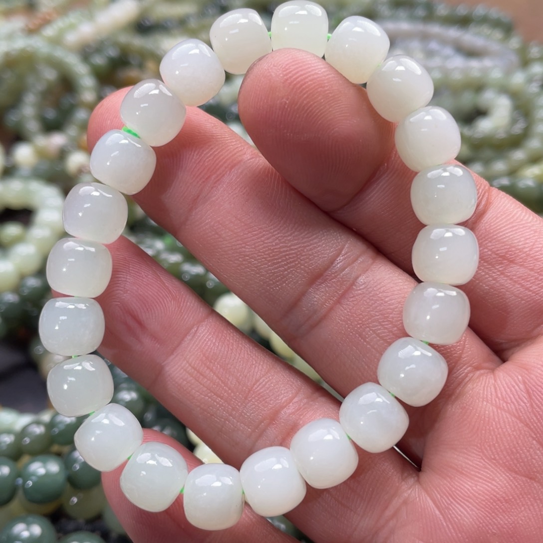 和田玉手链未镶嵌