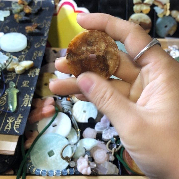 岫玉未镶嵌岫玉挂件