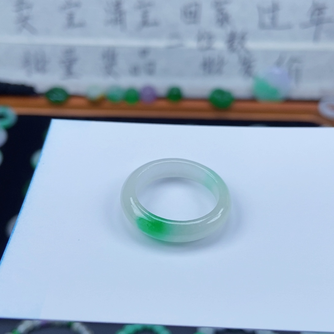 甜***丁翡翠未镶嵌戒指17