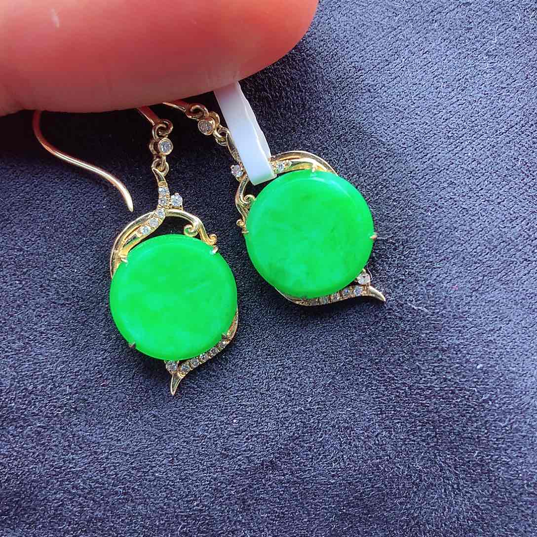 翡翠颈饰18K金镶嵌上新