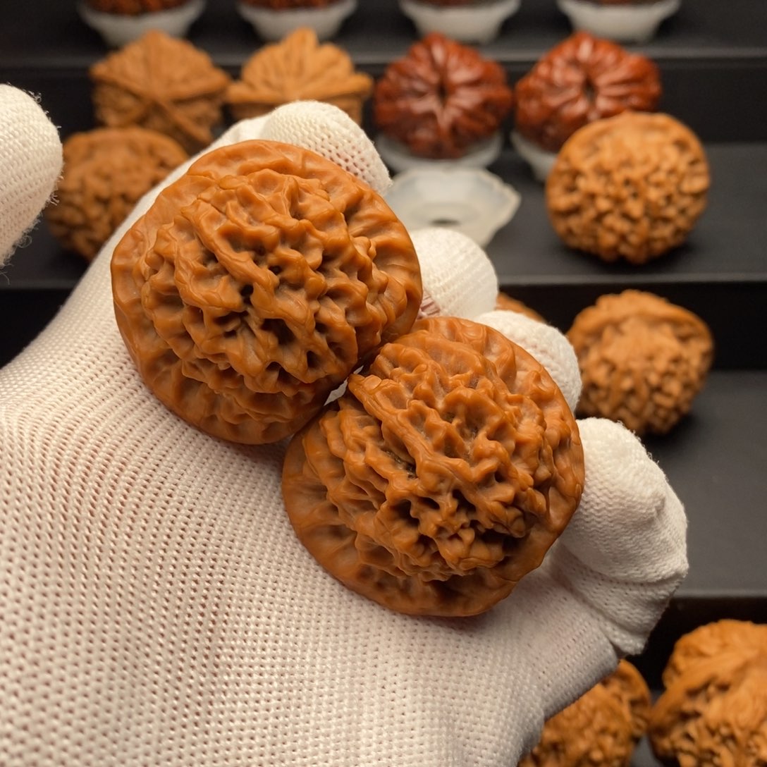 一***走把件文玩核桃40.5尺秦闷