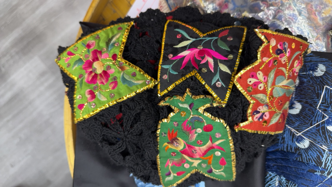 民族风大号三角花纹刺绣布贴复古装饰手工