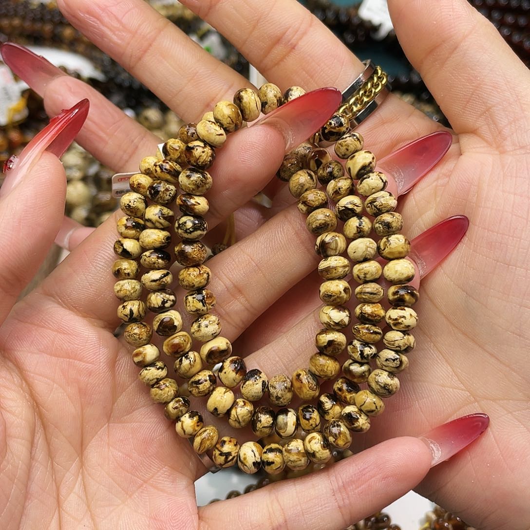 琥珀未镶嵌裸石6mm干白