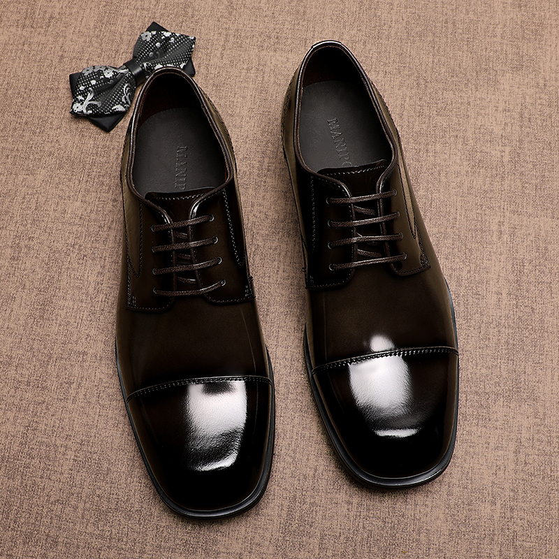 新款方头德比鞋男商务休闲韩版鞋子潮流系带休闲皮鞋男士英伦风