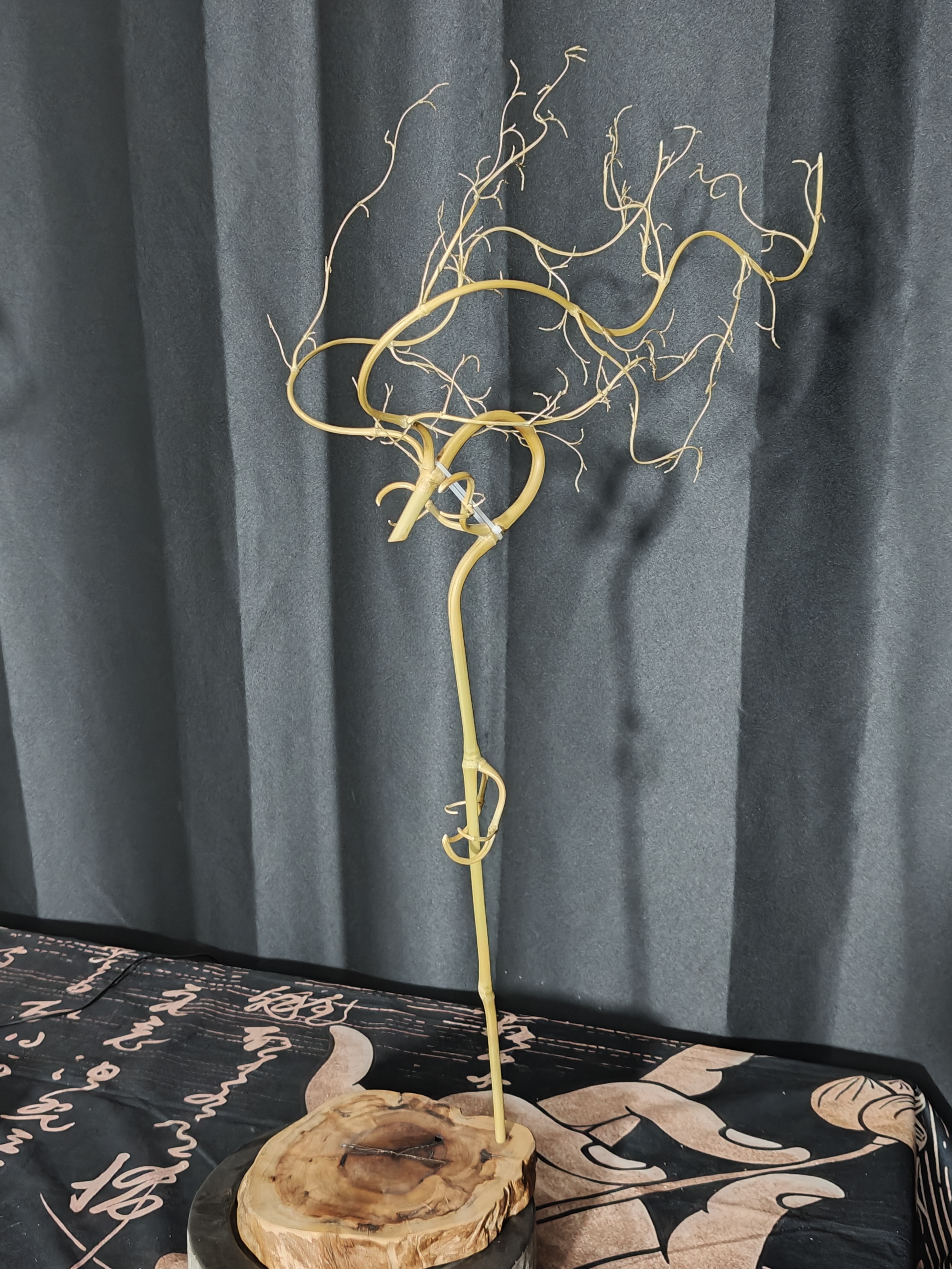 中号倒流香带实木底座留香造型大气