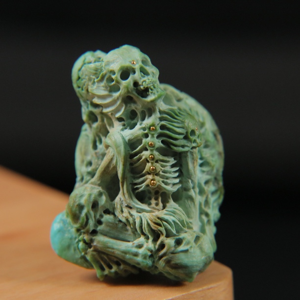 原矿绿松石恶灵 尺寸25×35.5×17mm，重13.76g