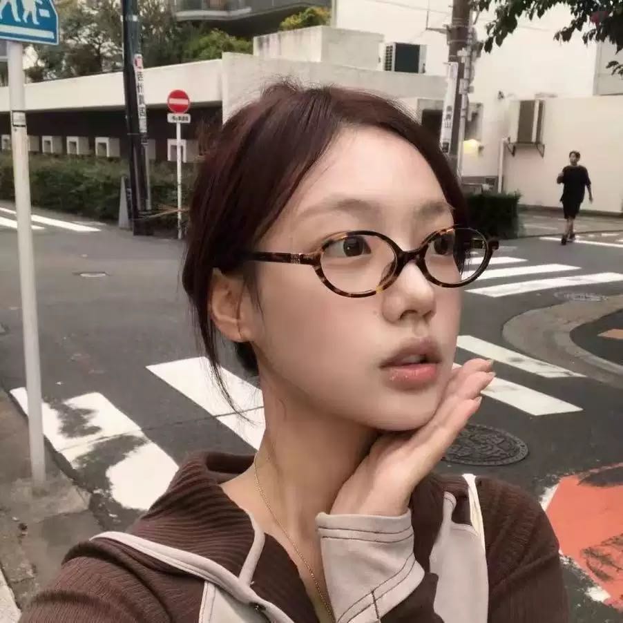  【Halo】M系同款同款张元英同款书呆子眼镜！黑色，玳瑁色！