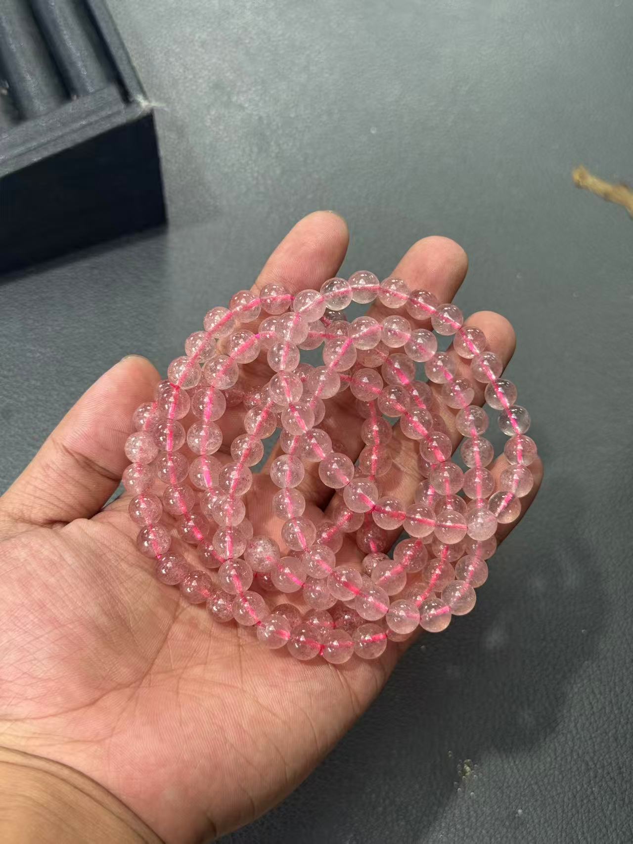 草莓晶石英质玉珠珠手串（多样性发货）