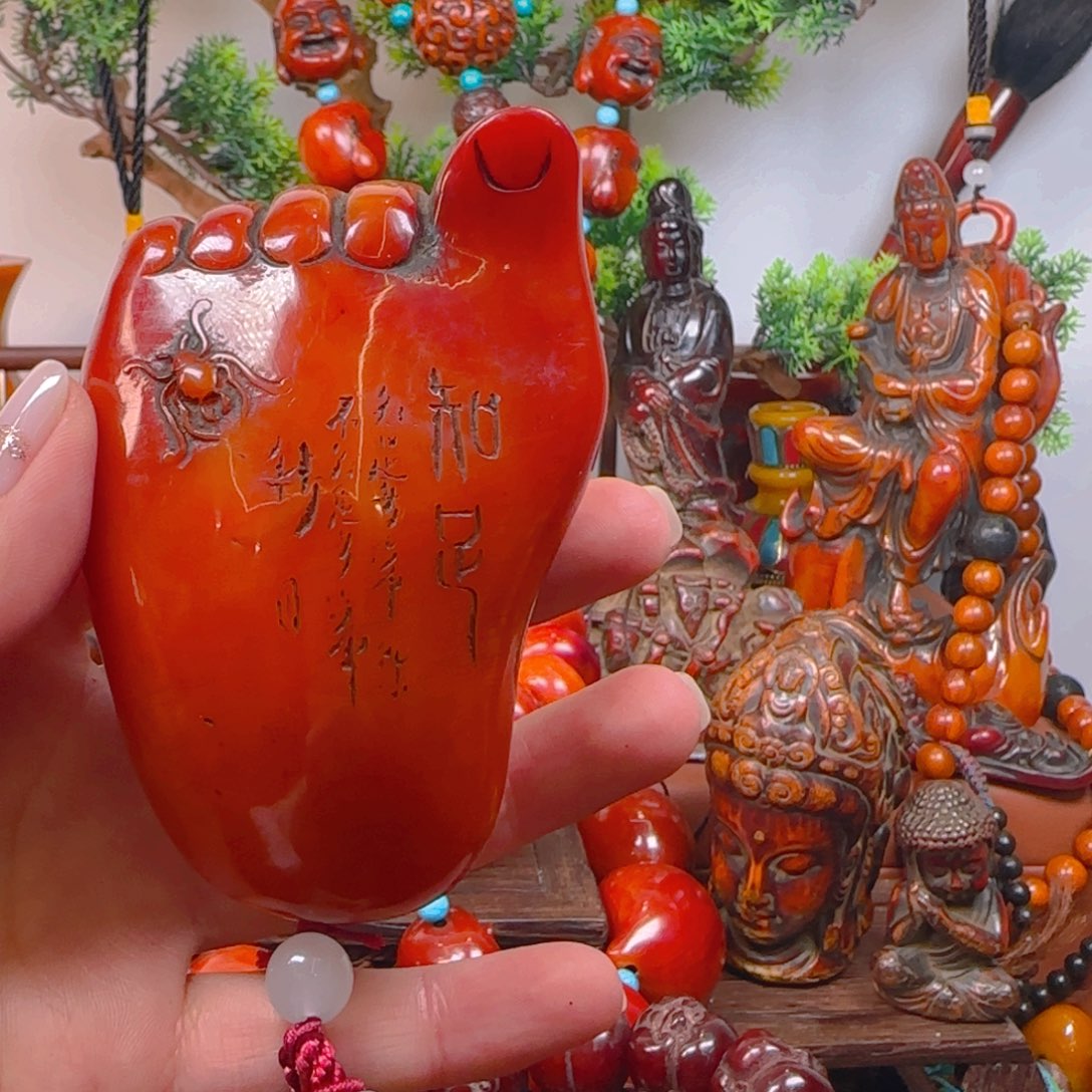 琥珀裸石未镶嵌手把