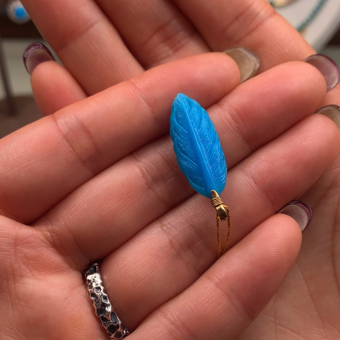 K***y绿松石18K金镶嵌珠宝奇石