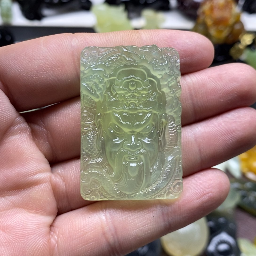 岫玉关公吊坠未镶嵌