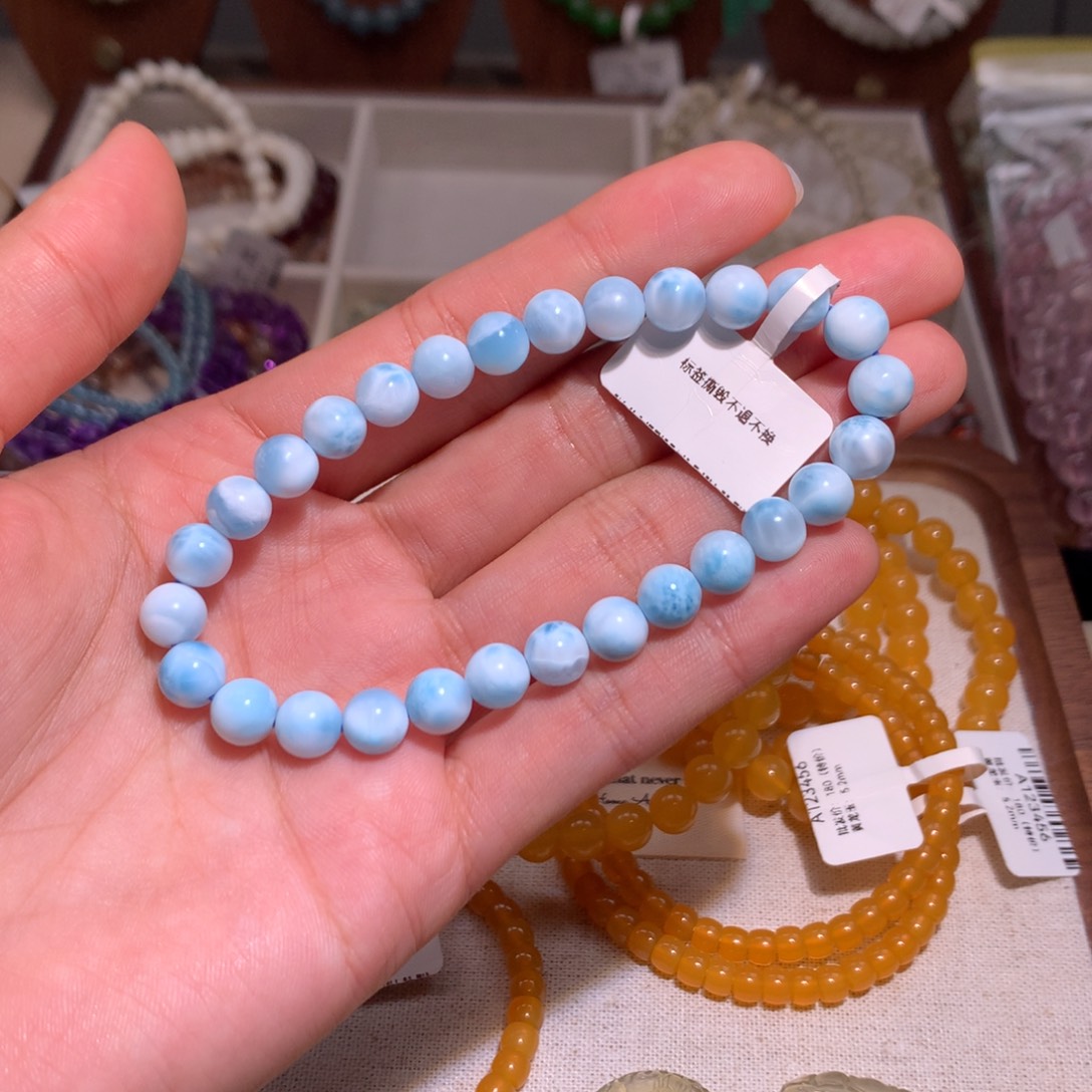 静****针钠钙石（海纹石）未镶嵌手链