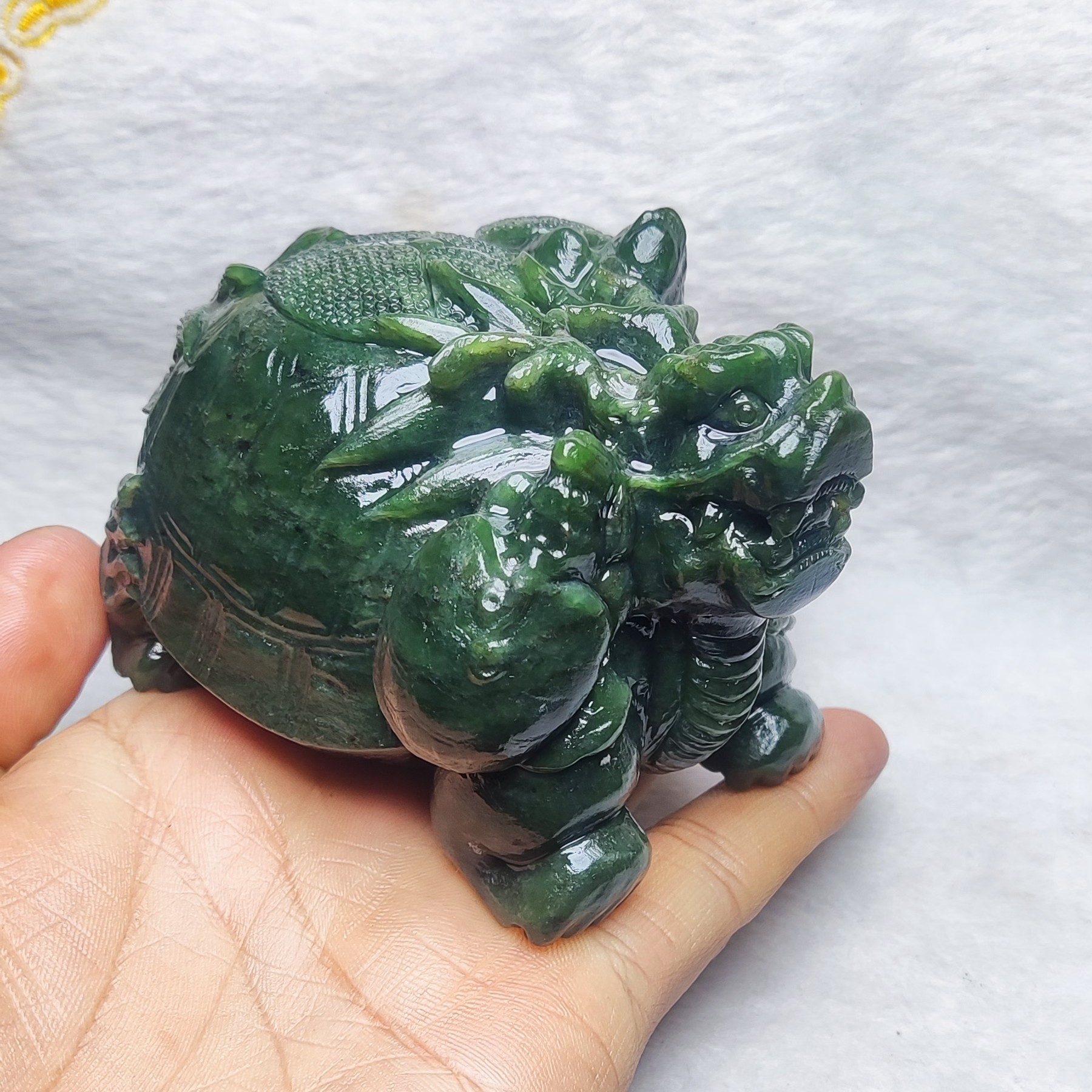 新疆和田玉龙龟小摆件