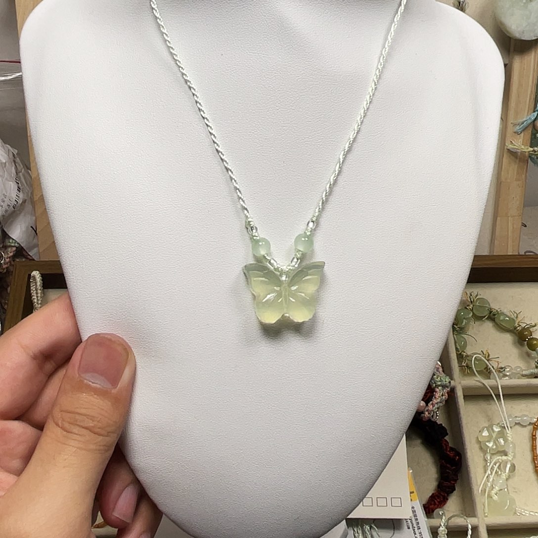 蛇纹石玉合金颈饰
