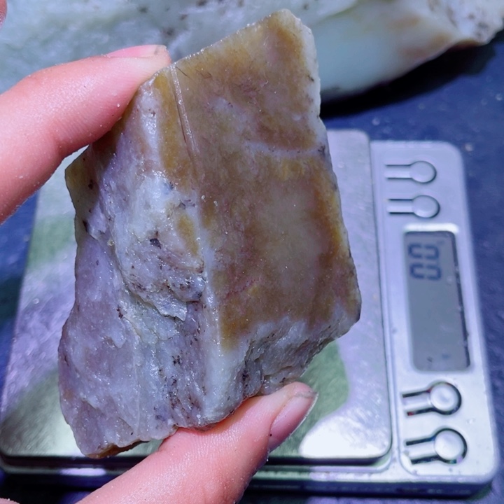 和田玉（糖玉）未镶嵌珠宝半成品