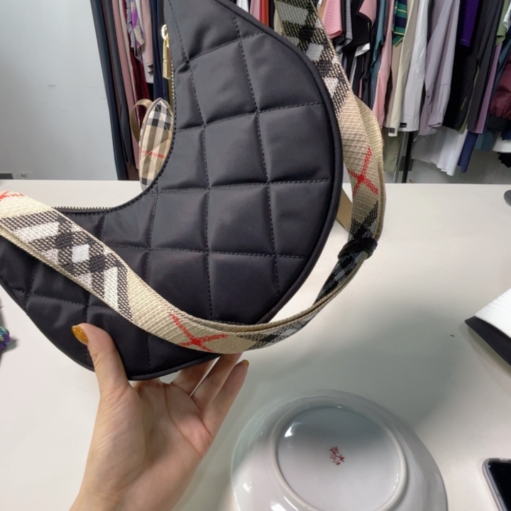 瓷片390。。。。。。。。。。。。。。。。