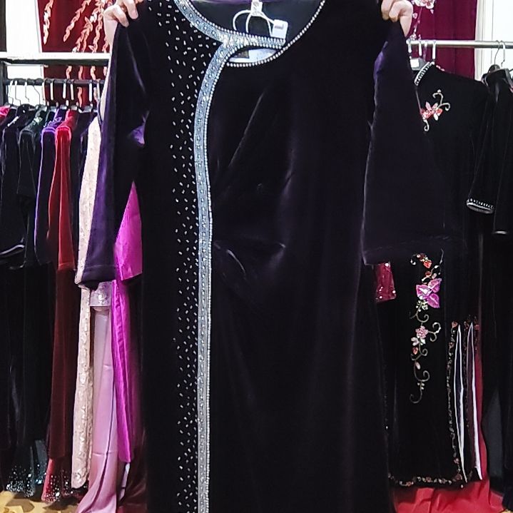 紫色金丝绒加绒前开叉烫钻中长礼服裙3XL130-140内胸110腰98