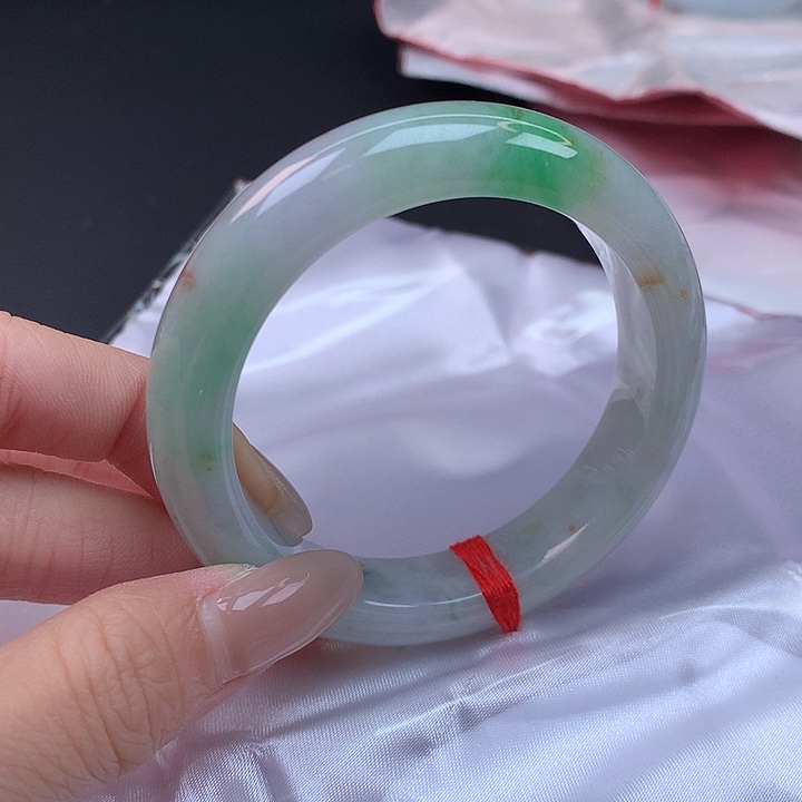 翡翠未镶嵌手镯52