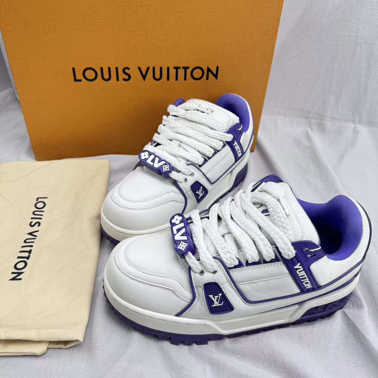 99新 LouisVuitton/路易威登 多码/全套白紫女士trainer胖丁