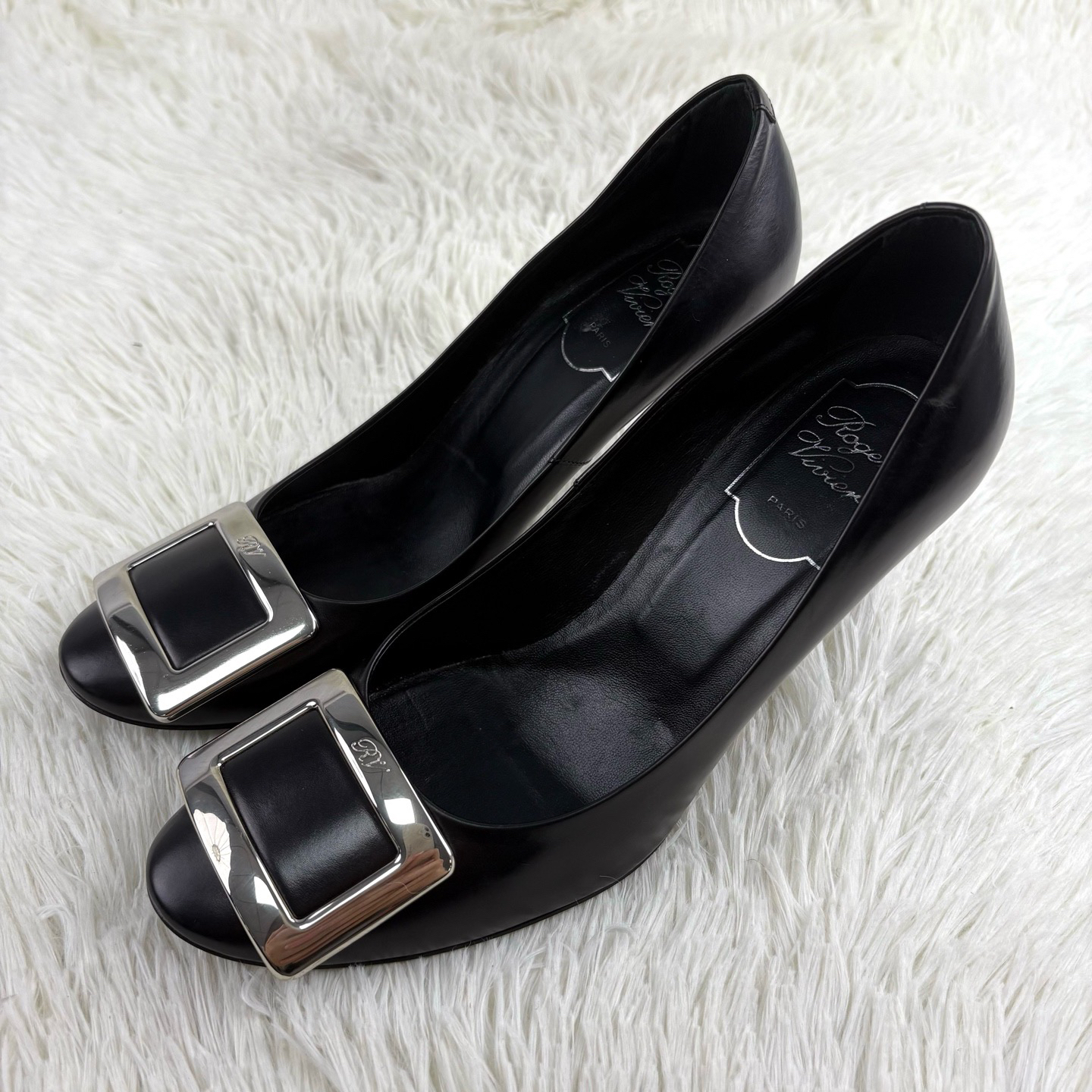 99新 Roger Vivier/罗杰·维威耶 方扣黑色漆皮高跟鞋 37码 咩