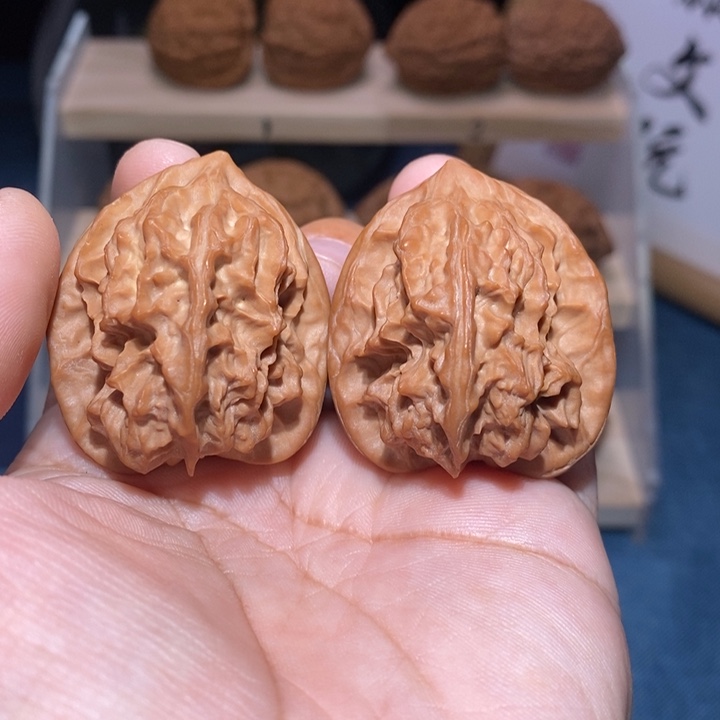 吊坠文玩核桃全品龙骨