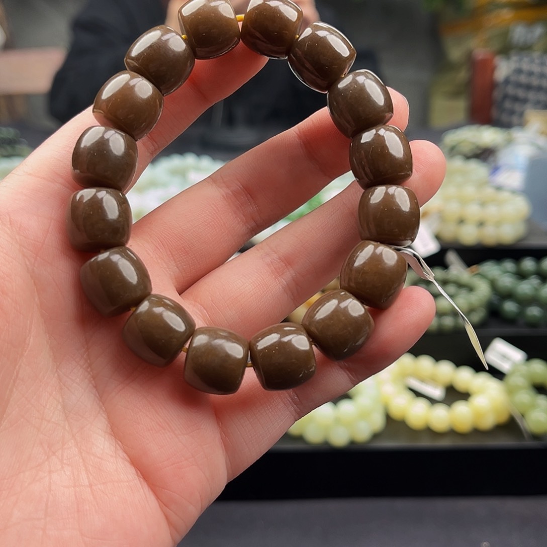 和田玉手串未镶嵌