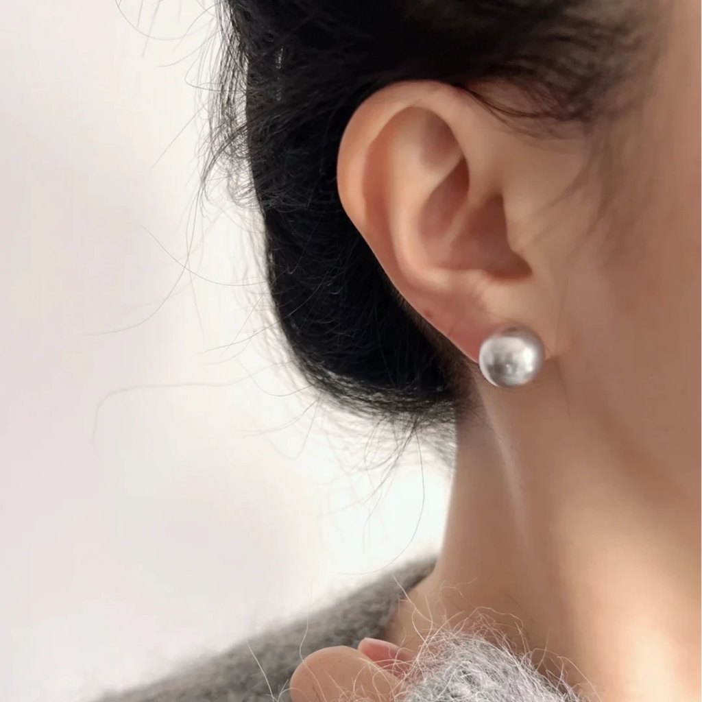 耳钉【海水大溪地铂金灰】18k金强光干净滑皮耳钉气质经典简约