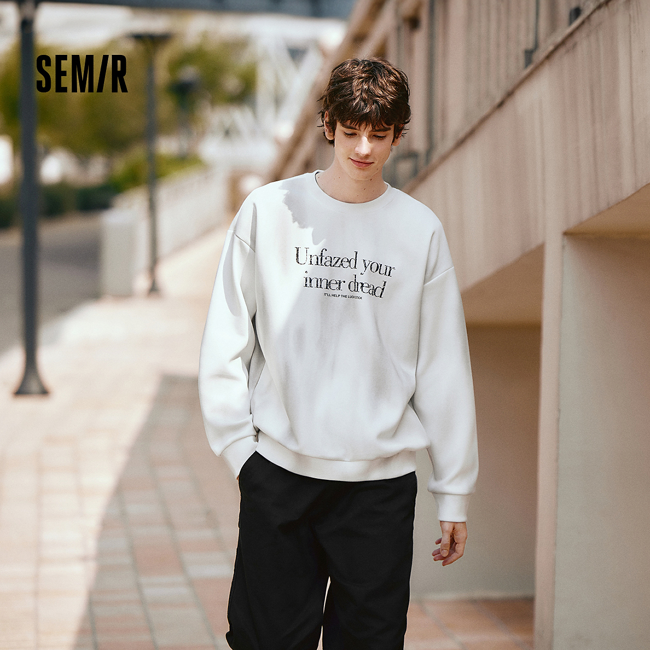 森马卫衣男做旧复古字母印花圆领上衣2025秋季新款宽松休闲装潮流