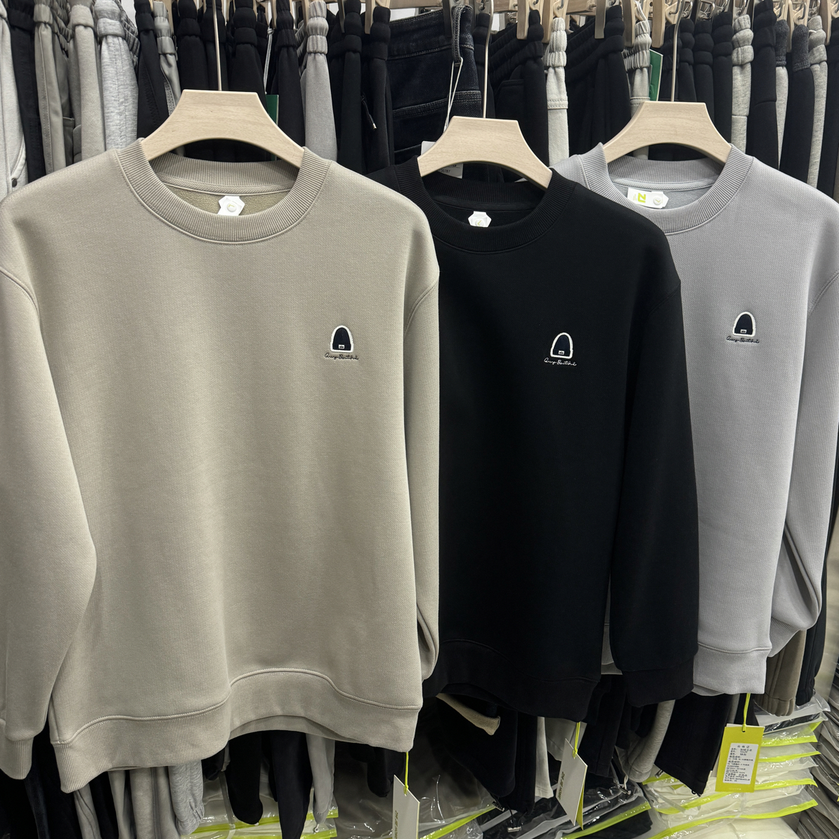 男士秋冬季新款时尚休闲百搭加绒圆领卫衣潮款时尚长袖加绒卫衣69