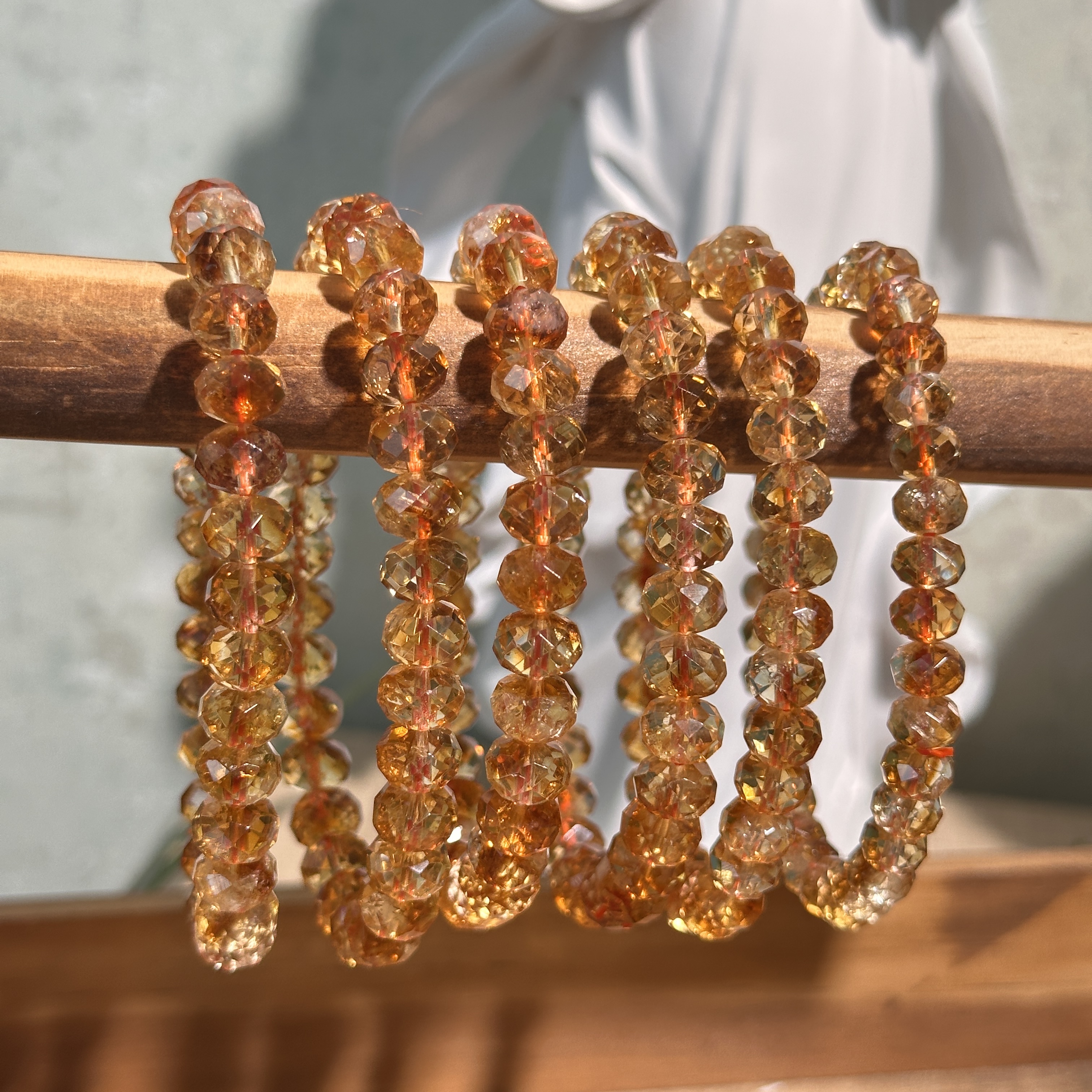 H291 天然黄水晶钻切随型手串 多样性发其一