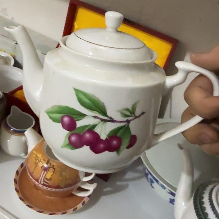 茶盏陶瓷盘子啥都有