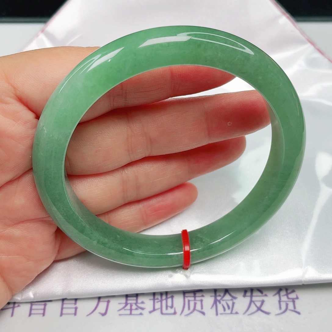 未镶嵌手镯翡翠60