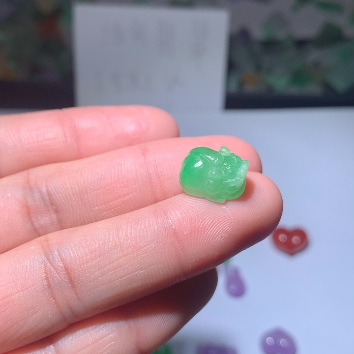 我***福翡翠未镶嵌颈饰挂件