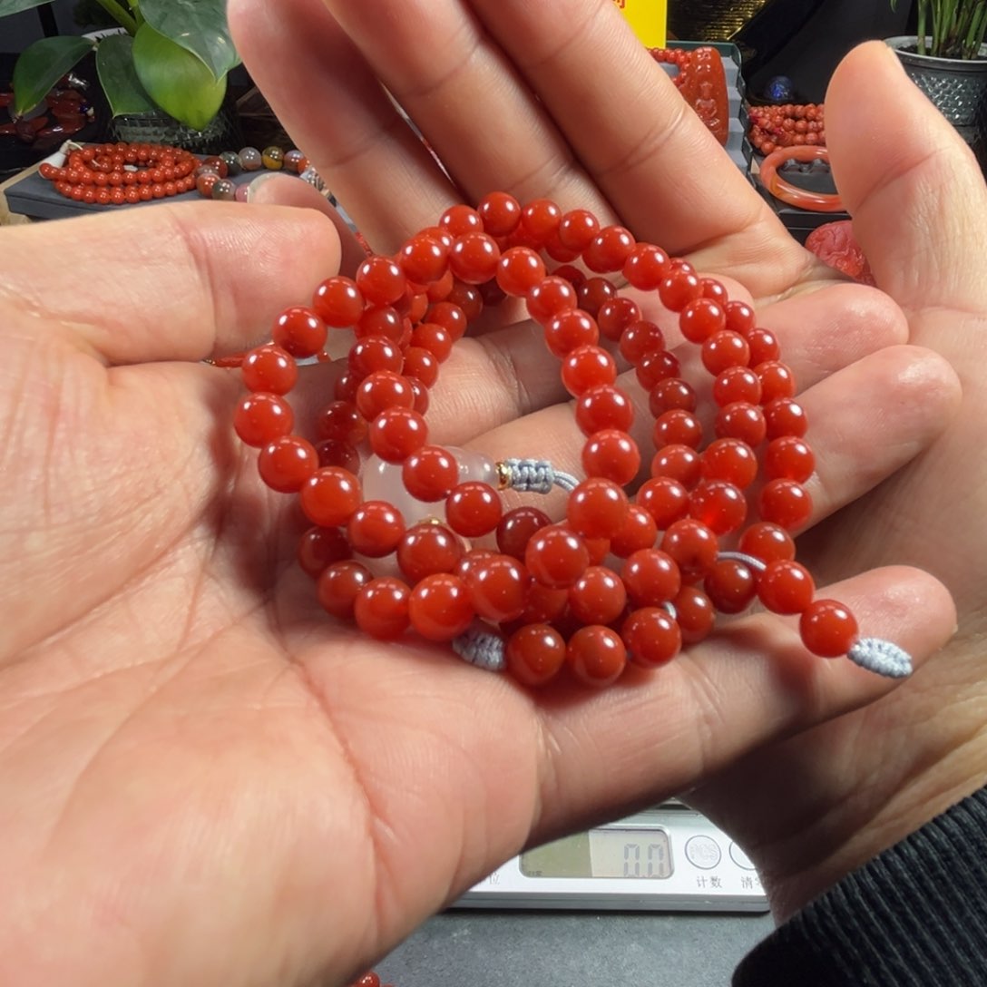 南红玛瑙手链未镶嵌微**酥