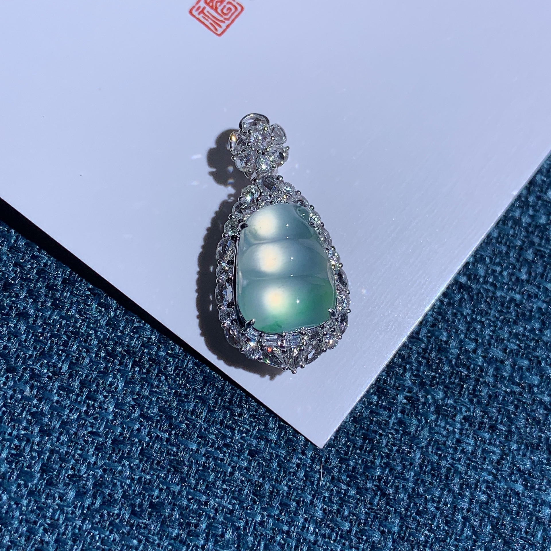 18k南非钻镶嵌金丝绿仙豆